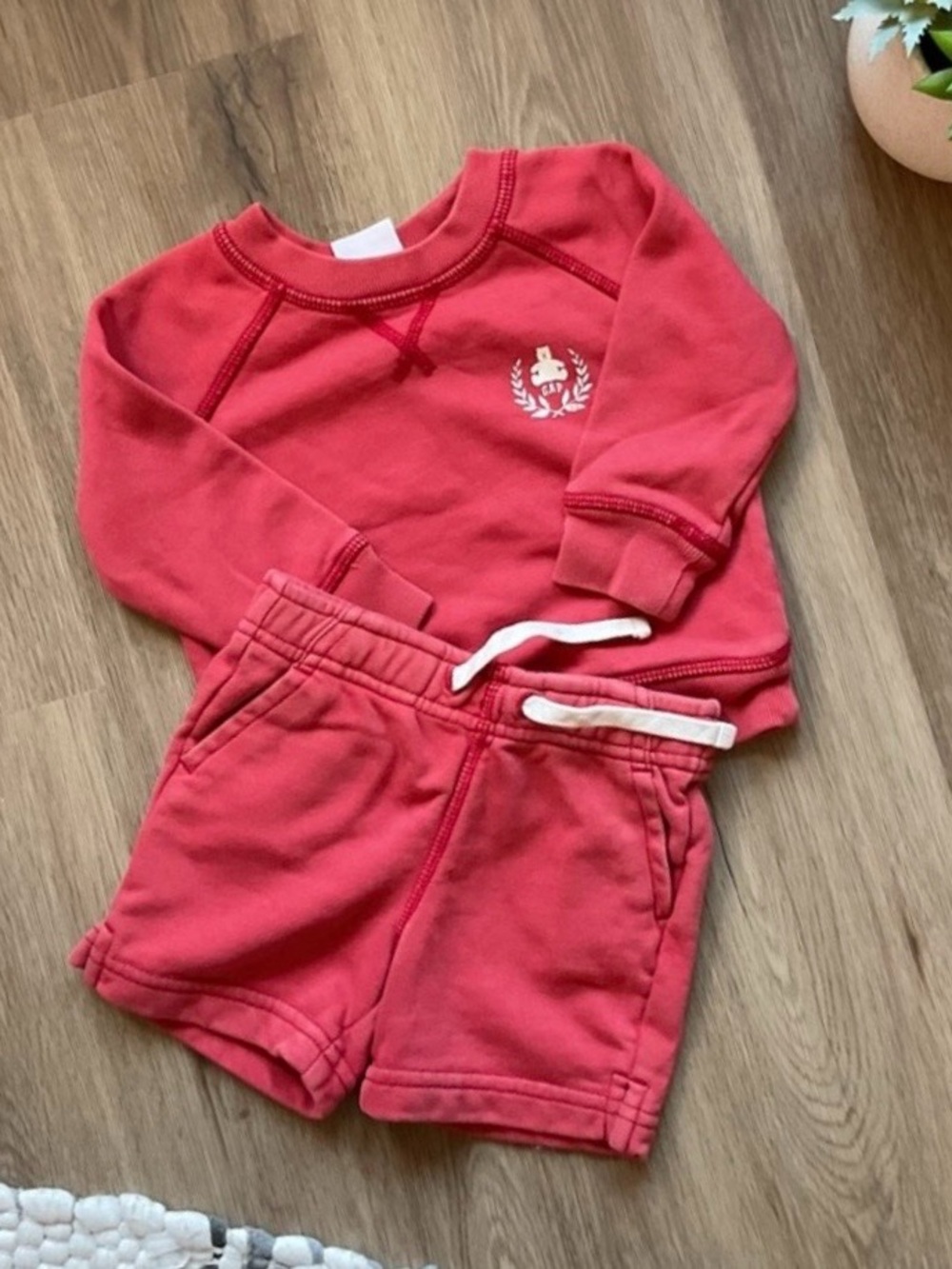 GAP | Baby Matching 2-Piece Crew Neck Sweatshirt and Shorts Set | 6-12 Months